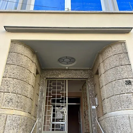 アパート Casa Sforza ベルガモ